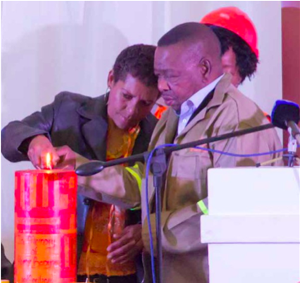 Photo caption: Higher Education Minister Blade Nzimande lights a candle in memory of murdered Bredasdorp teenager Anene Booysen. The Minister also announced a skills development project in Booysen’s memory that would benefit Bredasdorp youth.