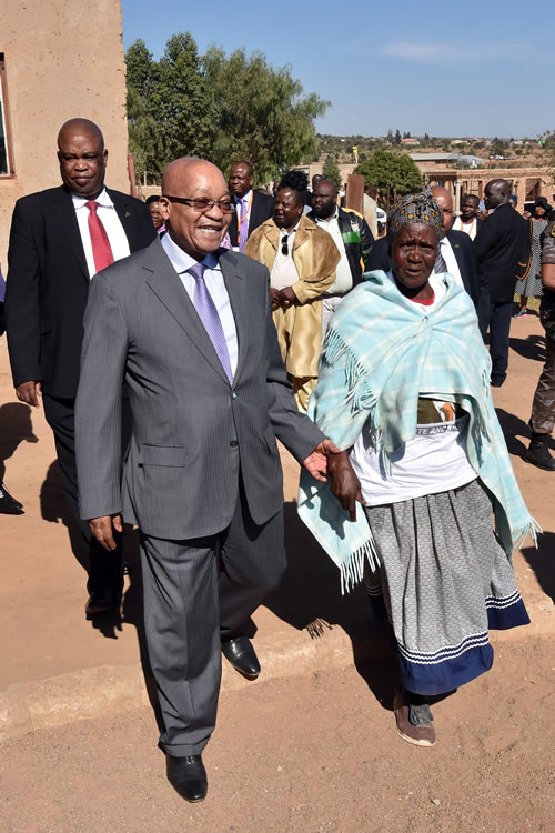 President Jacob Zuma spends time with residents of Kwaggafontein in Mpumalanga during a recent visit to the area.