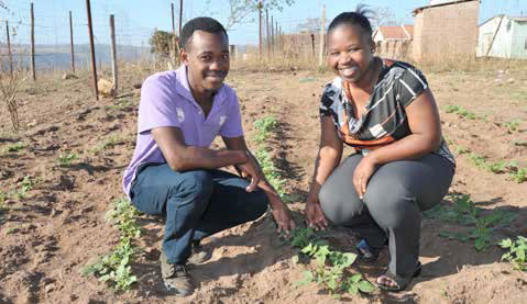 Busisiwe Mntungwa (right) has found an innovative way to save water.