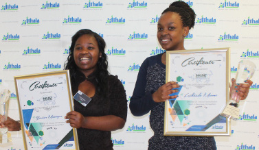 Inkunzi’isematholeni Youth in Business 2015 competition winners Busisiwe Mntungwa and Luthando Msomi.