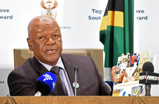 Minister in The Presidency for Planning, Monitoring and Evaluation, Jeff Radebe announced a plan to support small business and cooperatives.