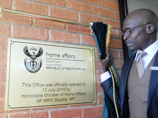 Minister Malusi Gigaba during the opening of a new Home Affairs office in Thaba Nchu.