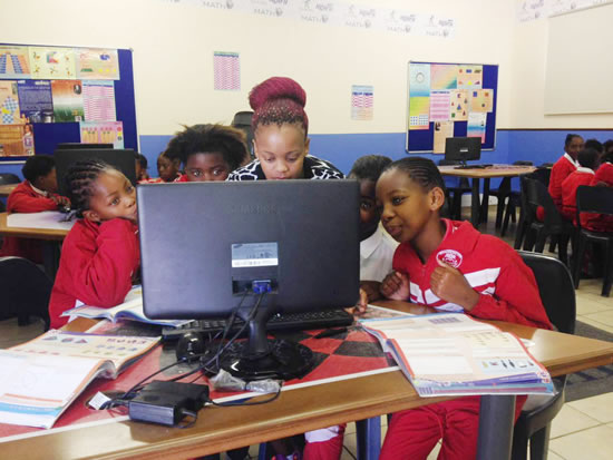 Sara Motsitsi an educator at Reseamohetsi Public School in the Free State won the first prize in the category for excellence in Technology-Enhanced Teaching and Learning during the National Teacher Awards held recently.