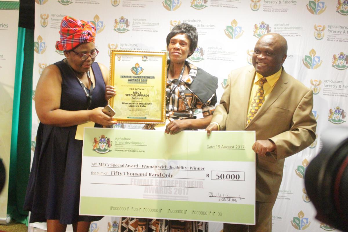 Lindiwe Zulu (centre) was overall winner at the Female Entrepreneur Awards. The awards were hosted by the KZN Department of Agriculture and Rural Development.