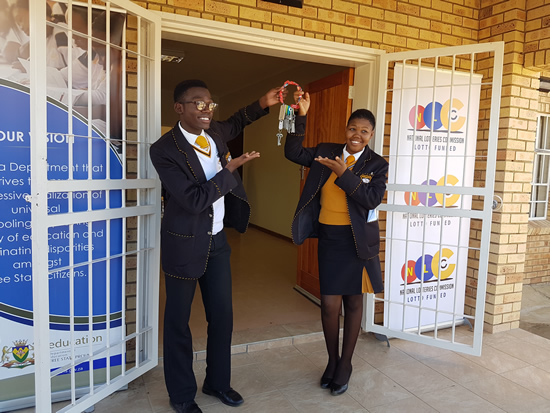 Excited learners at Sediti Secondary School near Thaba ’Nchu celebrate their new hostel. (Photo: Galoome Shopane)