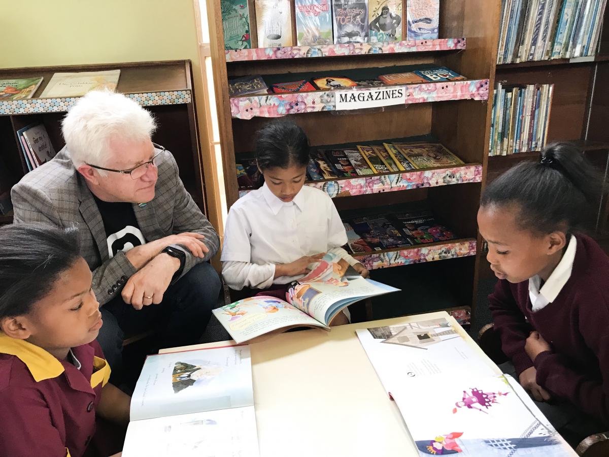  Children from Hanover Park read to Western Cape Premier Alan Winde at a ceremony where books were donated.