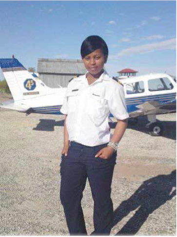 Oyama Matomela received a bursary from the Eastern Cape Department of Transport to study at 43 Air School. She is now a student pilot instructor at the Johannesburg-based Superior Pilot Services