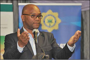 The then Police Minister Nathi Mthethwa has instructed police to step up the fight against drugs in the country.