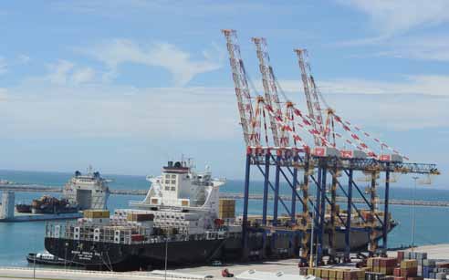 South Africa’s ports are being upgraded as part of the country’s massive infrastructure drive. The new Port of Ngqura in Port Elizabeth is the deepest container terminal in sub-Saharan Africa.