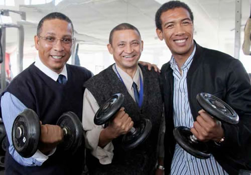 Ivan Meyer, Principal of Bishop Lavis High School, Kevin Sonn and Future Crew Ambassador Ashwin Willemse opened the gym.