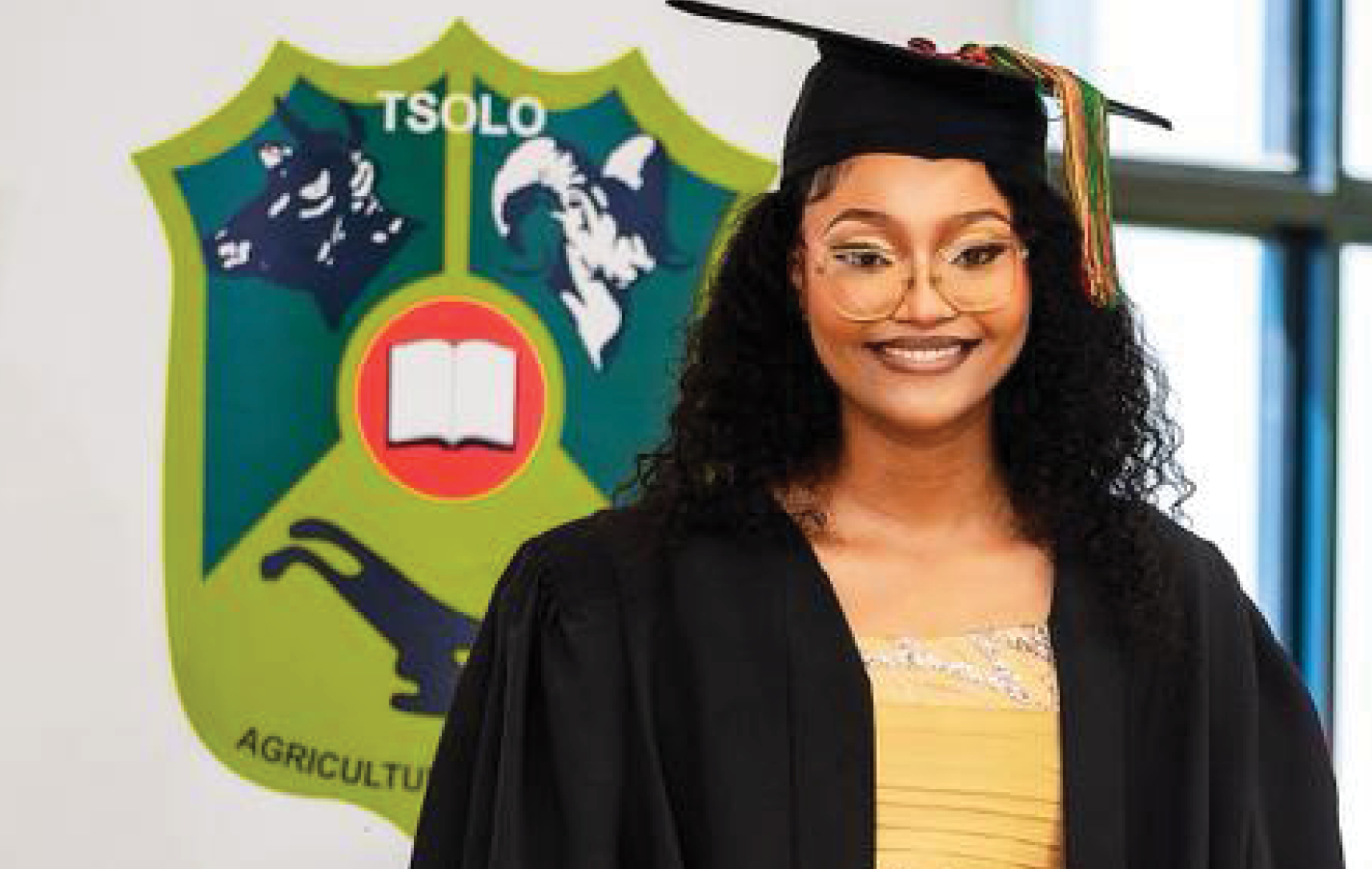 Phumla Dube, wat regoor provinsies gereis het om 'n mededingende HWSETA-beurs te bekom, het gegradueer as dieregesondheidstegnikus. Sy is deel van 'n geslag vroue wat die leiding neem in Suid-Afrika se veeartsenysektor.