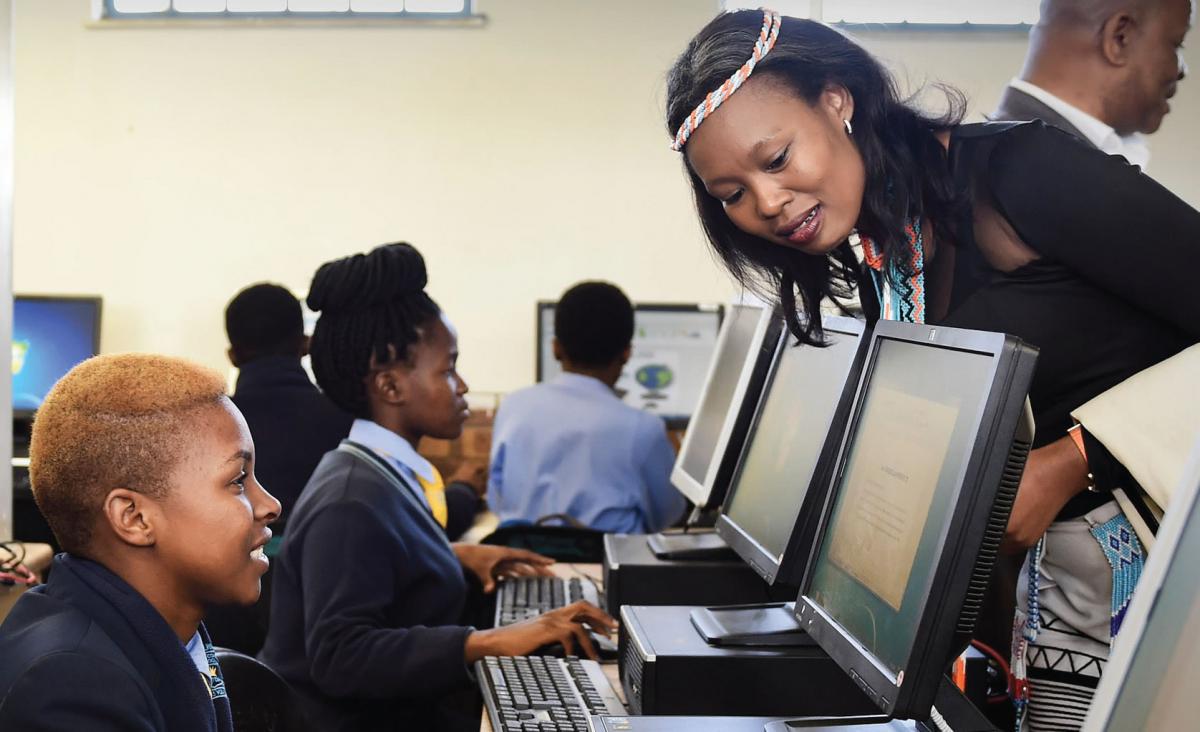 Deputy Minister of Communications interacts with learners at Ngangolwandle High School in the Eastern Cape.