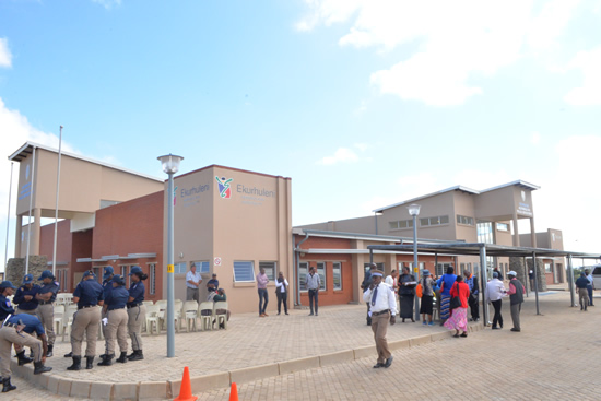 The Ekurhuleni Metropolitan Police precinct will ensure that the SA Police Service, community and the Ekurhuleni Metropolitan Police fight crime together.