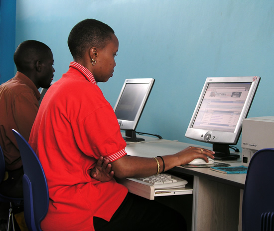 Internet for All will connect more than 20 million South Africans to the internet by the end of 2020. (Photo: World Bank)
