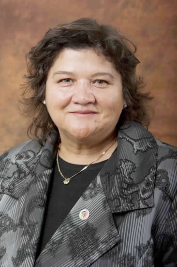 Minister Lynne Brown