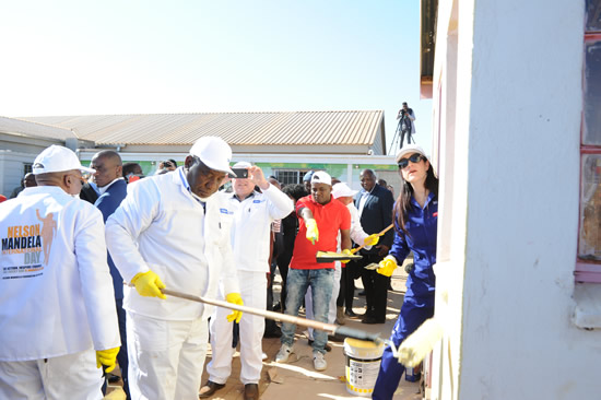 Deputy President Cyril Ramaphosa at the Ramadimetja Sophia Mogotlane Early Childhood Development in Mookgophong. (Photo: The Presidency)