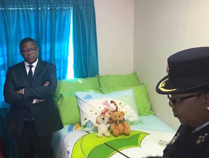 Police Minister Fikile Mbalula recently toured a new police station in Malipsdrift, Limpopo. The new police station is equipped with a victim-empowerment protection centre.
