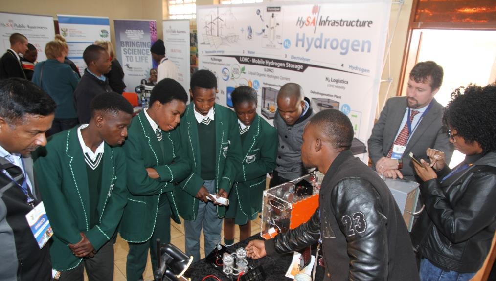 Learners from Poelano Secondary welcomed the technology which will ensure that the school has electricity.