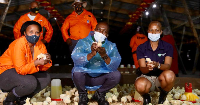 Farmworkers at the Cato Ridge Chicken Farm with eThekwini Municipality Mayor Mxolisi Kaunda.