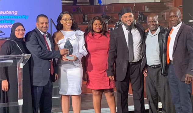 Members of the Lenasia Community Policing Forum led by their chairperson Ebrahim Asvat received the award of the best CPF in Gauteng. 