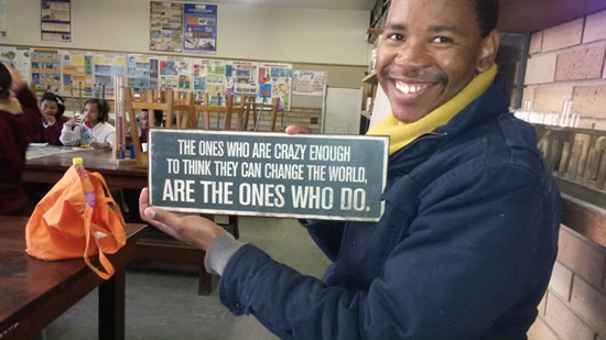 Itumeleng Molefi is inspiring a new generation of scientists. Image TeachSA