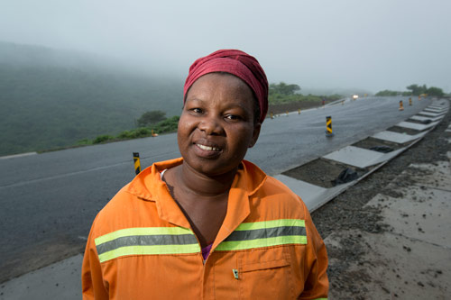 Nontembeko Khenku is building sidewalks and running her small business thanks to SANRAL.